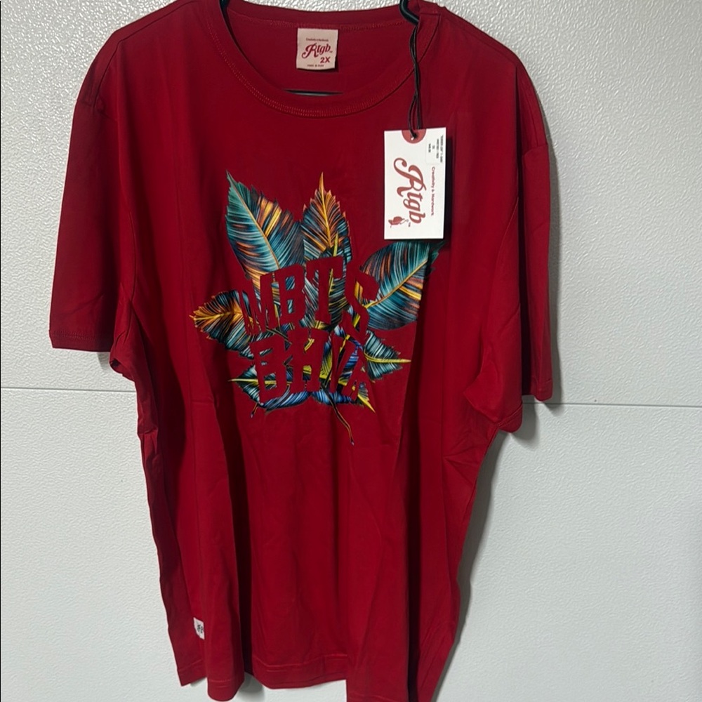 Red Men’s Short Sleeve Tee